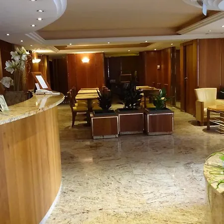 Inn Club Niza